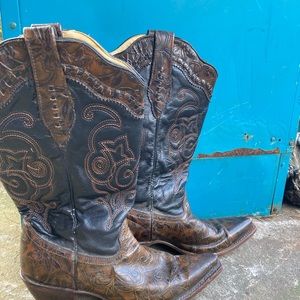 Corral cowgirl boots